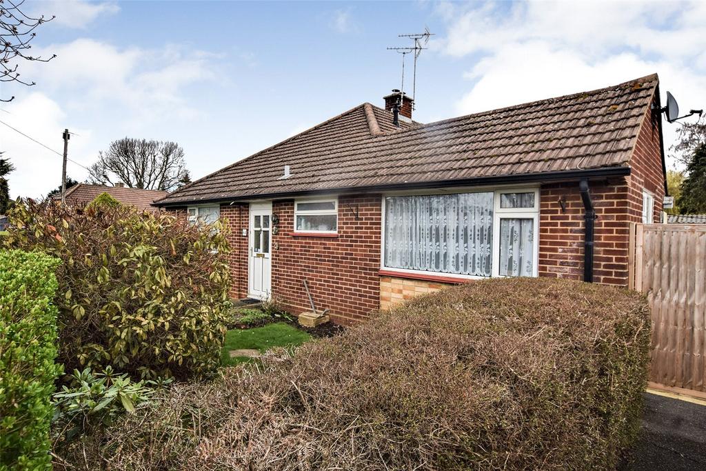 Farnborough, Hampshire GU14 2 bed bungalow £375,000