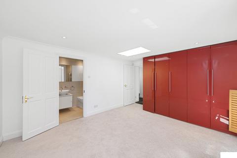 2 bedroom house to rent, Redcliffe Gardens, London, SW10