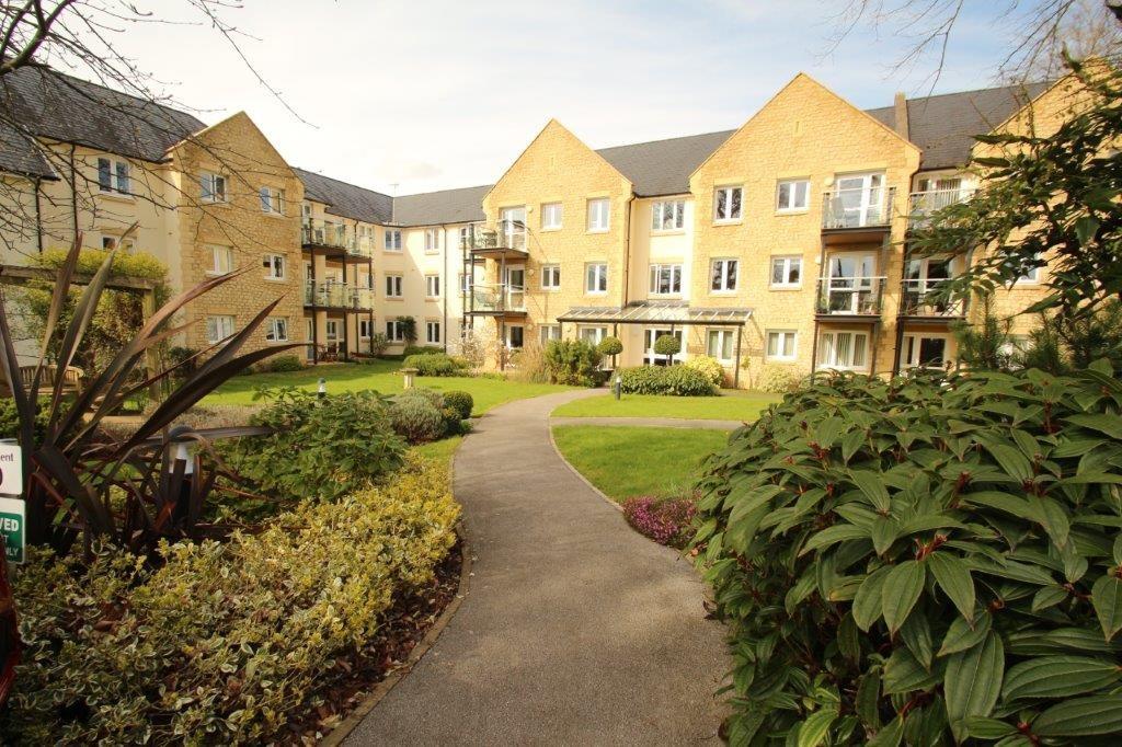 Holmcroft Court, Shepton Mallet, BA4 1 bed apartment for sale £145,000