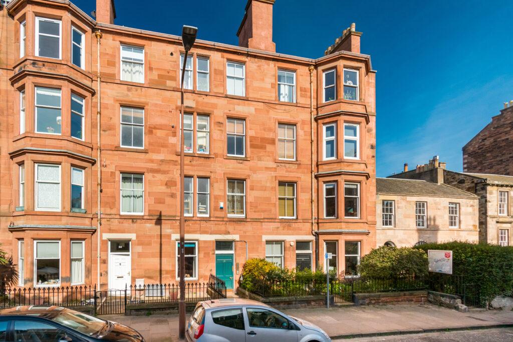 36/1 Bath Street, Portobello, Edinburgh, EH15 1HD 2 bed flat £325,000