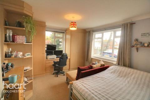 17 Abbots Road, Colchester, CO2 8BE