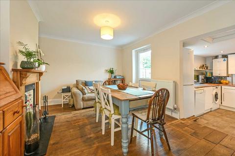 57 Botley Road, Park Gate, Southampton, SO31 1AZ
