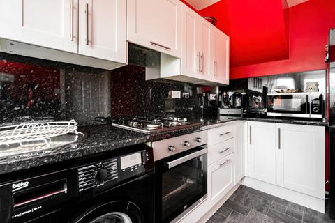 71 Edmonstone Terrace, Danderhall, Dalkeith, EH22 1QF