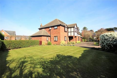 2 Badgers Set, Wirral, CH48 1QA