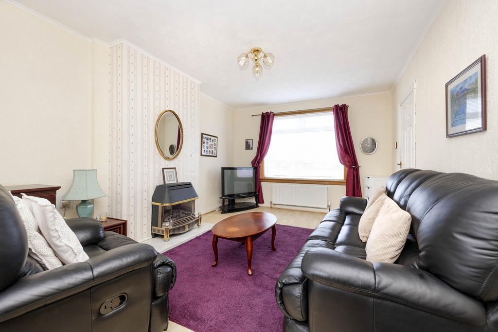 43 Polton Drive, Lasswade, EH18 2 bed end of terrace house £155,000