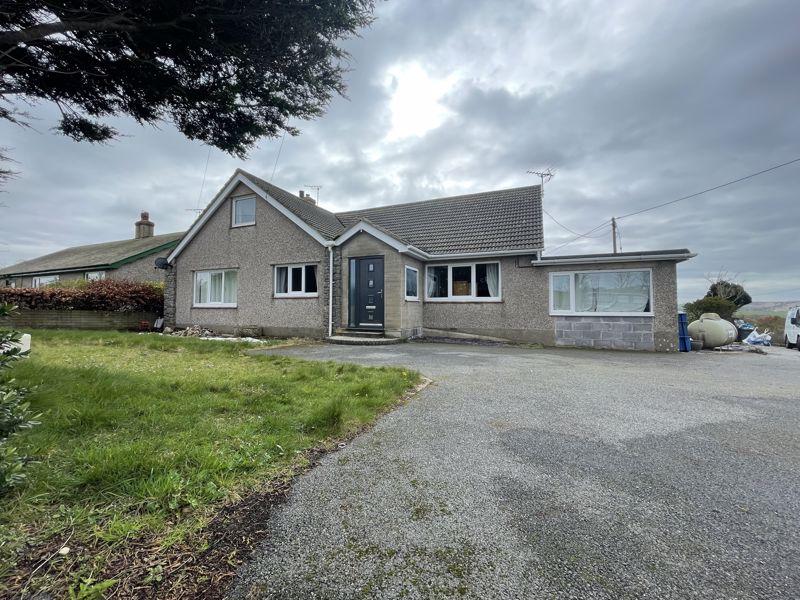 Penysarn, Isle of Anglesey 3 bed detached bungalow for sale £325,000