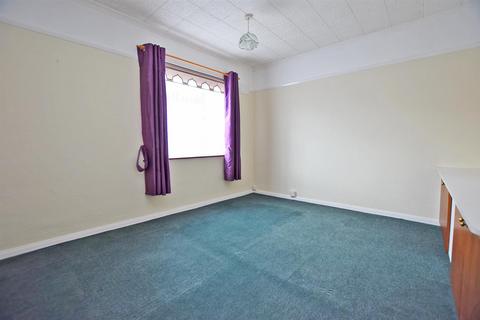 50 Beechings Way, Gillingham, ME8 6LX