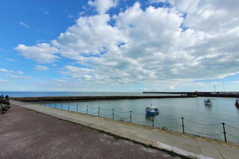 2 The Stade, Folkestone, CT19 6AB