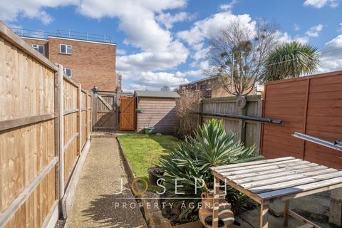 9 Sirdar Road, Ipswich, IP1 2LD