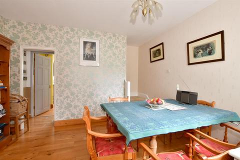 38 West Street, Crawley, RH11 8AW