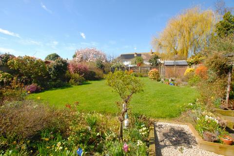 33 Castle Avenue, Hythe, CT21 5HD