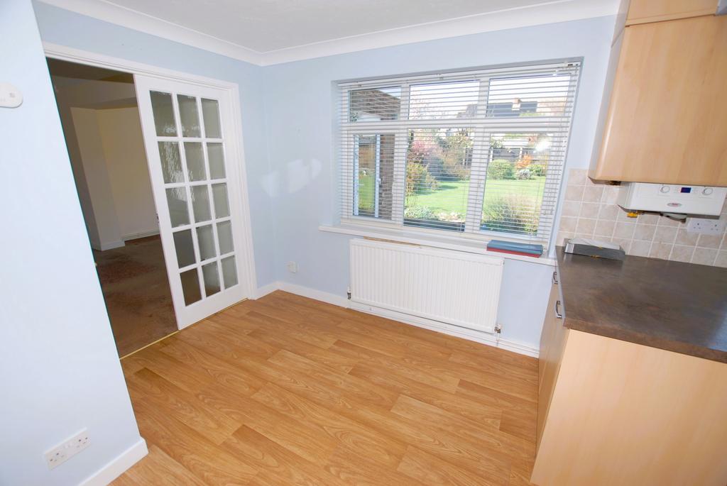 Kitchen/Breakfast rm