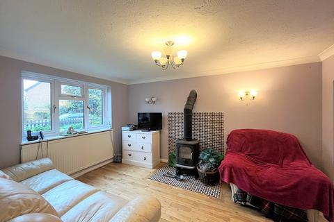 2 Black Lawn, Gillingham, SP8 4SD