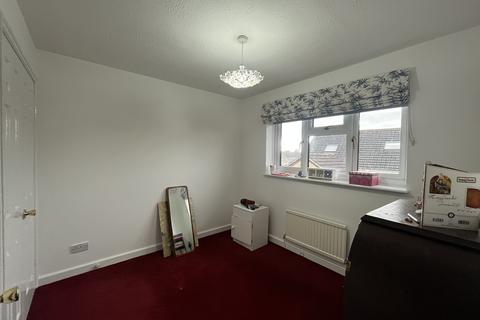 2 Black Lawn, Gillingham, SP8 4SD
