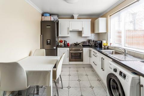 3 bedroom end of terrace house for sale, Hever Road, Edenbridge