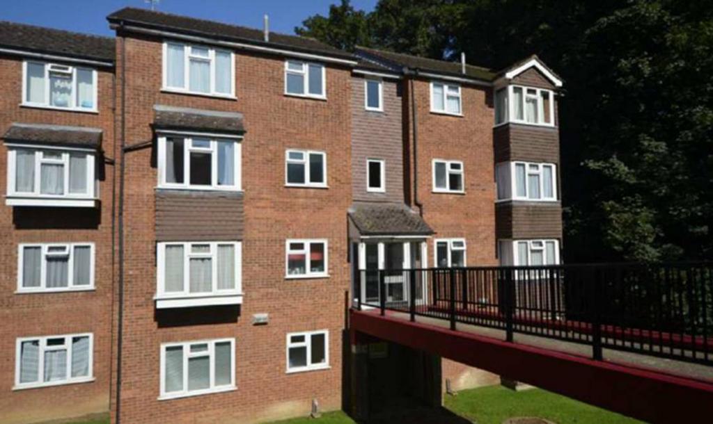Craigmount, Radlett, WD7 1 bed flat £1,100 pcm (£254 pw)