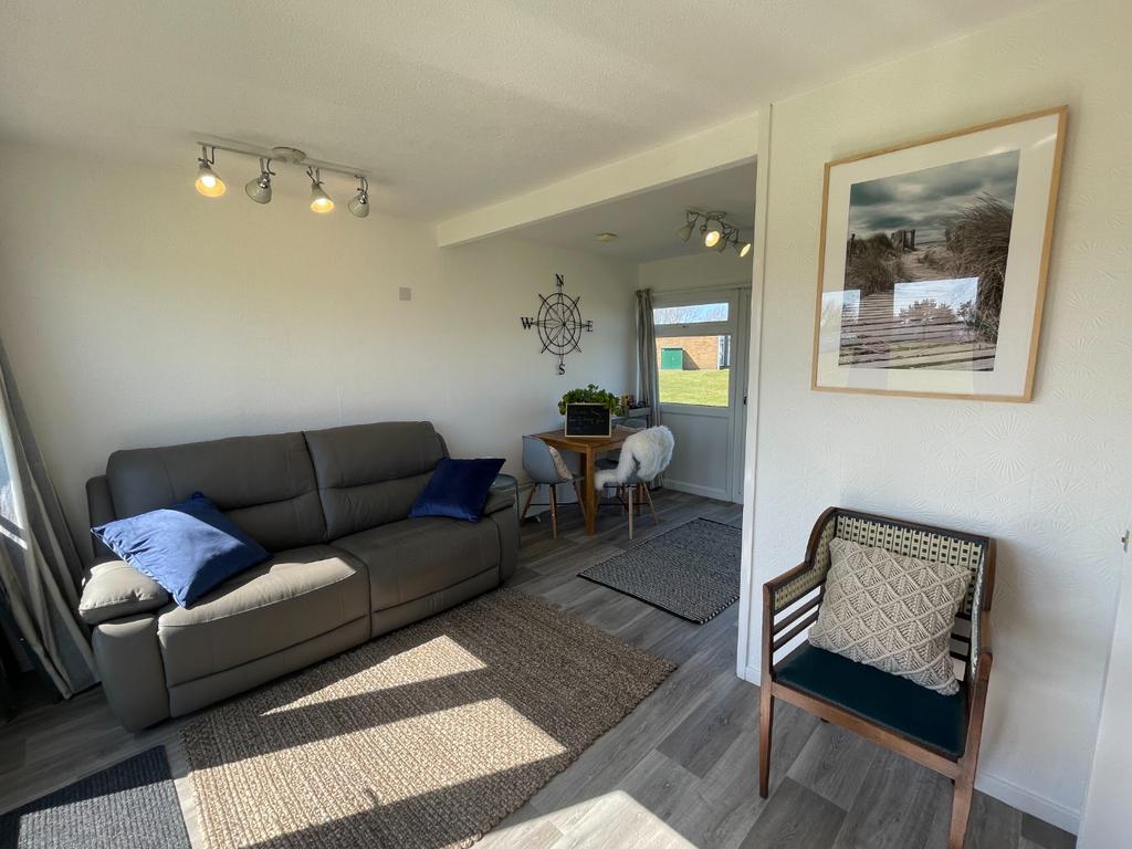 Winterton On Sea 2 bed chalet £58,000