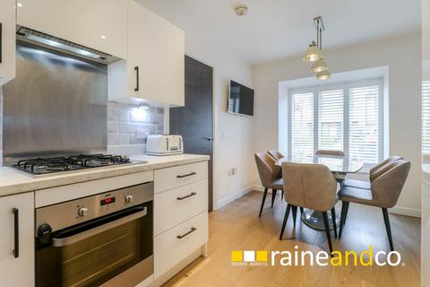 3 bedroom end of terrace house for sale, Princes Avenue, Welwyn Garden City