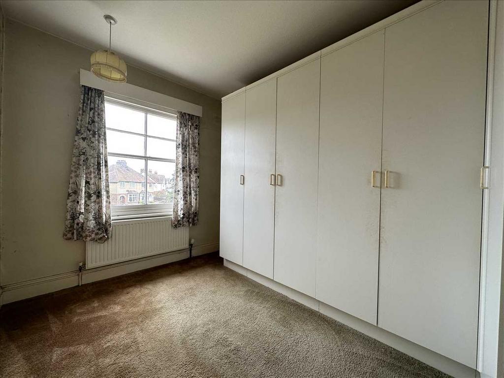 Bedroom (front)
