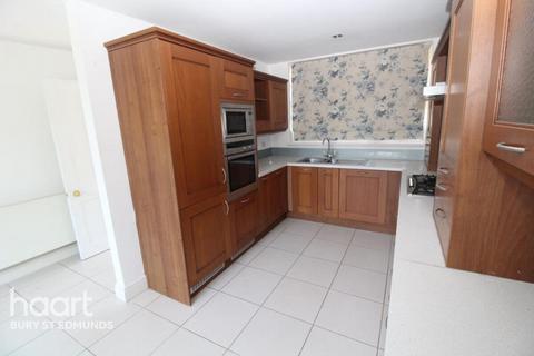 undefined, The Manor, Bury st edmunds