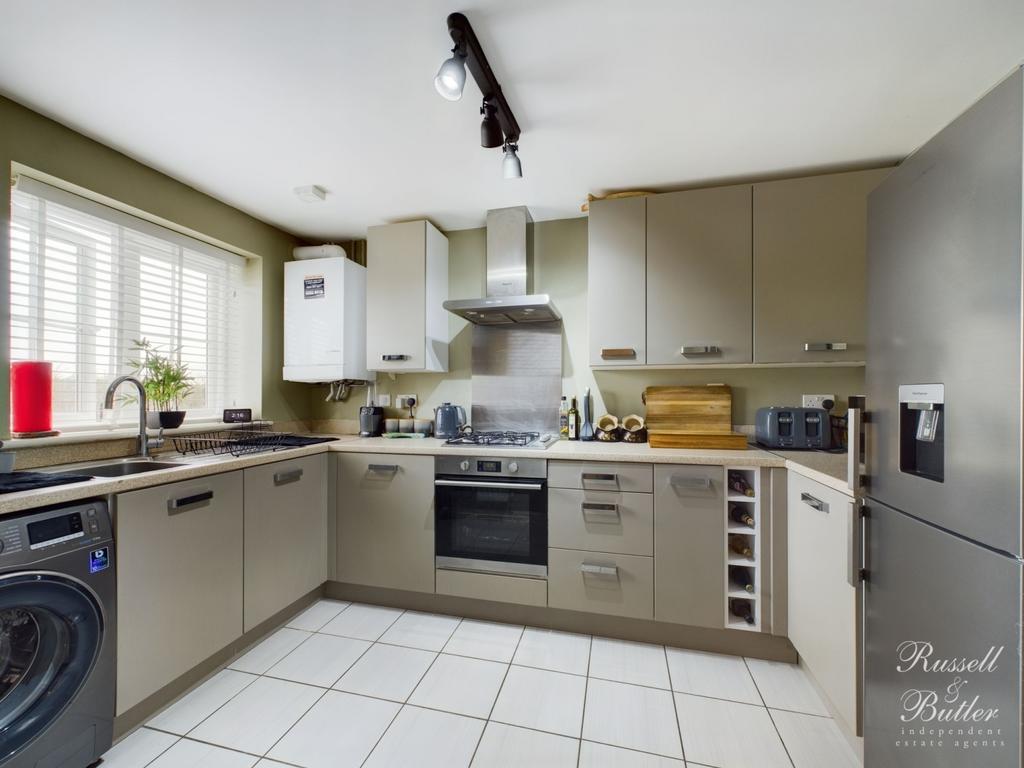 Cam01995 g0 pr0012 still007