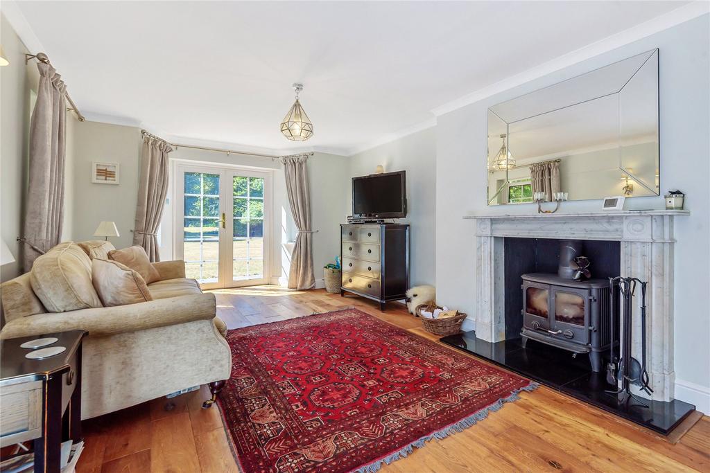 Broke Hall Park, Ipswich, Suffolk, IP10 5 bed detached house for sale