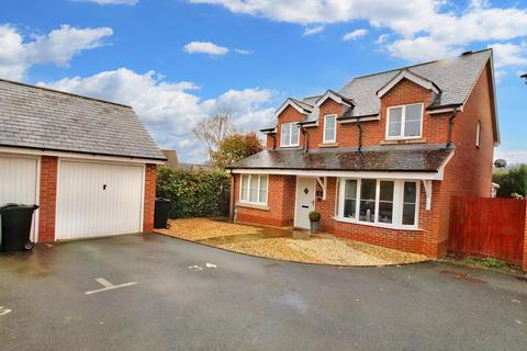 4 bedroom detached house for sale, Sycamore Close, Craven Arms SY7