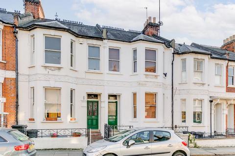 59 The Vineyard, Richmond, TW10 6AS