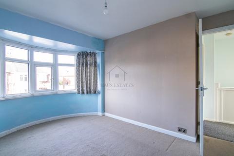 3 bedroom semi-detached house to rent, Francis Avenue, Leicester, Leicestershire