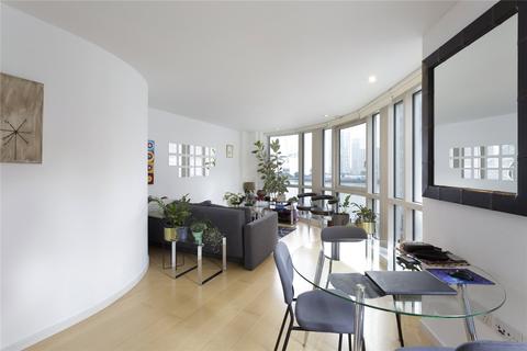 1 bedroom flat to rent, Ontario Tower, 4 Fairmont Avenue, London