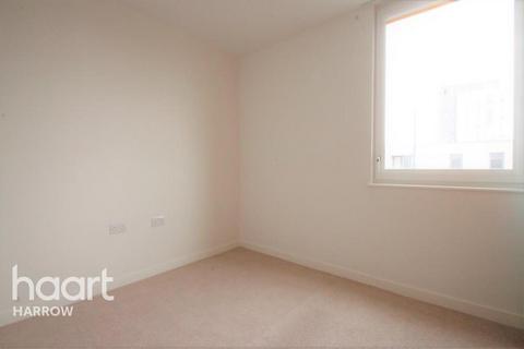 2 bedroom flat to rent - Avery Court, Colindale