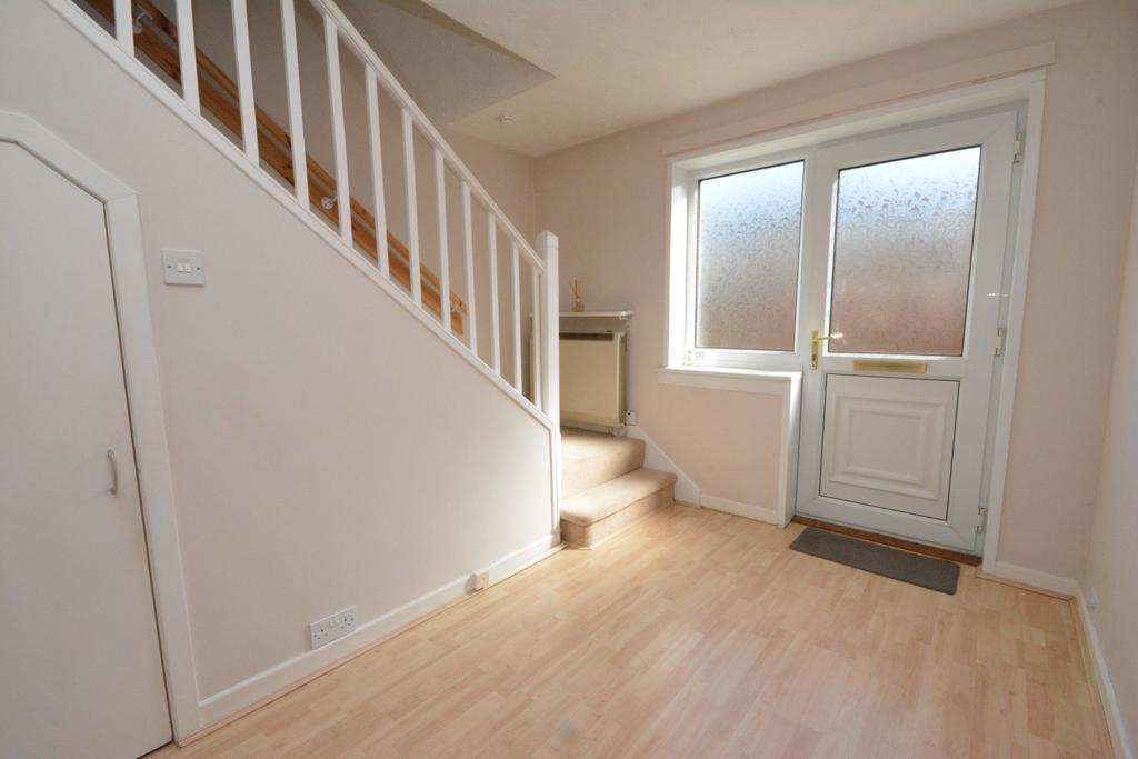 Skye Court, Grangemouth... 3 bed terraced house £112,000
