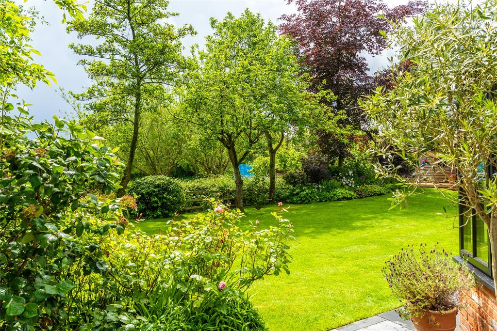 Lawned Garden