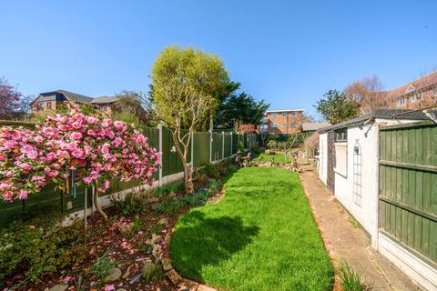 11 Cascade Road, Buckhurst Hill, IG9 6DX
