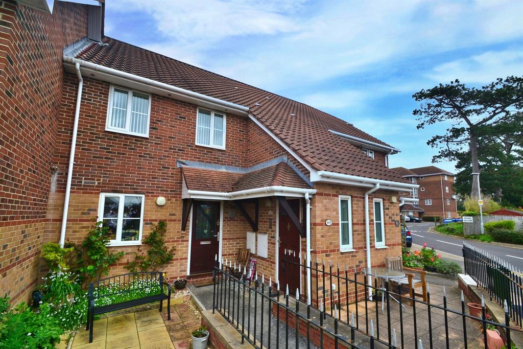 Poole Park 2 bed retirement property for sale £150,000