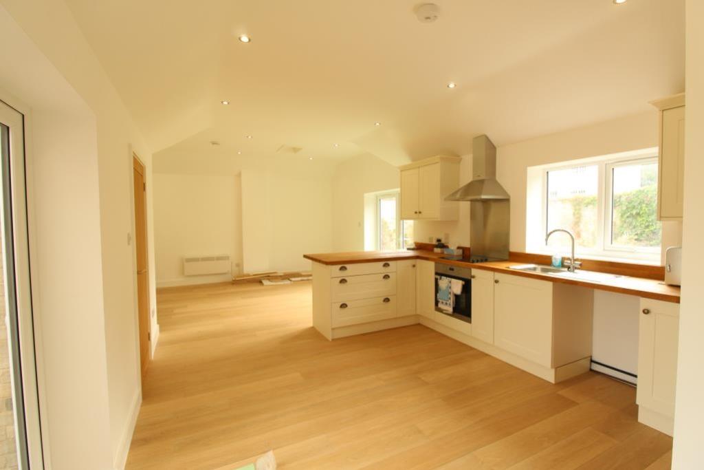 High Street, Swaffham Prior, Cambridgeshire cb25 0ld, UK 3 bed semi