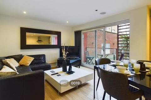 1 bedroom apartment for sale, The Sawmill, Dock Street, HU1