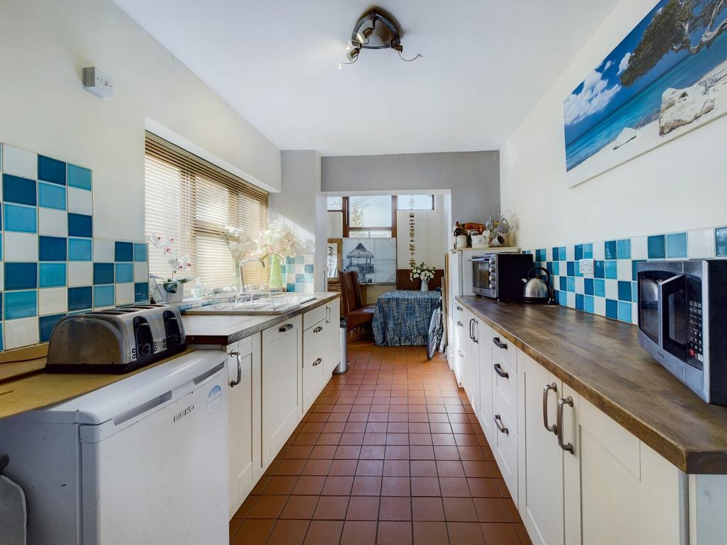 Lambert Road, Worcester, Worcestershire, WR2 2 bed end of terrace house