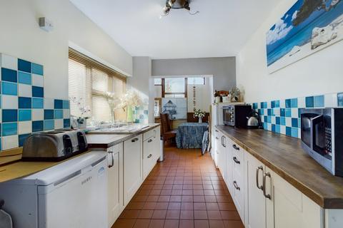 2 bedroom end of terrace house for sale, Lambert Road, Worcester, Worcestershire, WR2