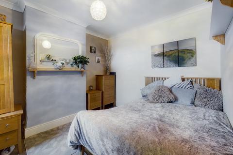 42 Lambert Road, Worcester, WR2 5DG