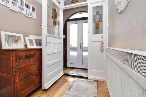 3 bedroom semi-detached house for sale - Melbourne Road, Ipswich, Suffolk, IP4