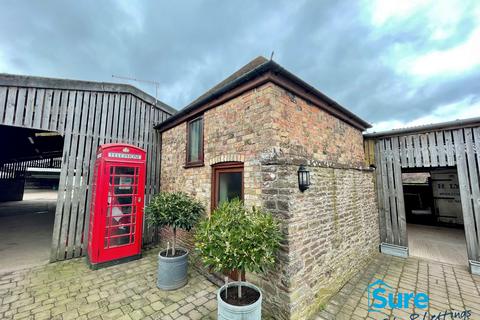 1 bedroom barn conversion to rent, Grange Court, Wesbury-on-Severn. GL14