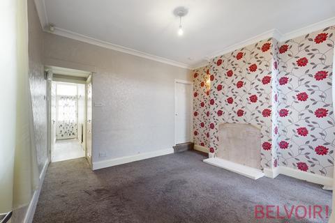 2 bedroom end of terrace house to rent, Louise Street, Burslem, Stoke-on-Trent, ST6