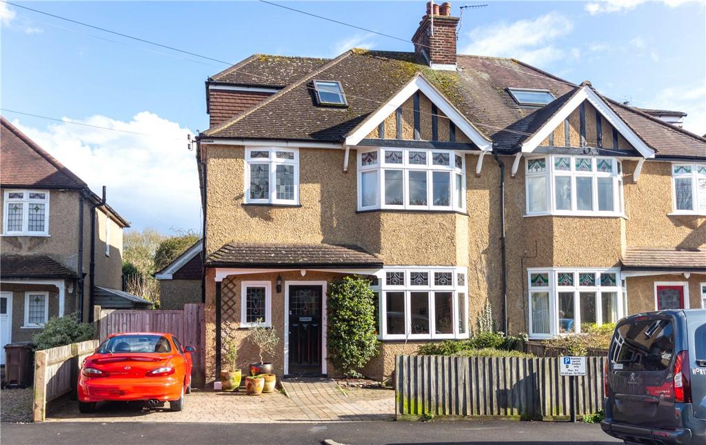 Waverley Road, St. Albans, Hertfordshire 5 bed semidetached house £