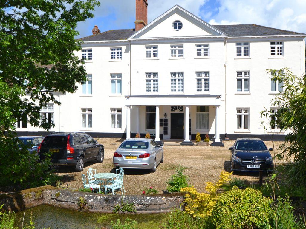 Farringdon House, Exeter, EX5 2 bed flat for sale £355,000