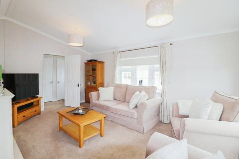 2 bedroom park home for sale, Herne Bay, Kent, CT6