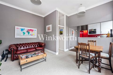 Flat 4, 29 Adolphus Road, London, N4 2AT
