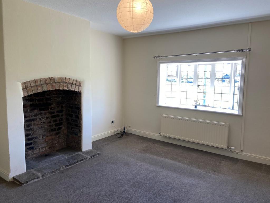 The Folds, Thornton Hough, Wirral 3 bed property £900 pcm (£208 pw)