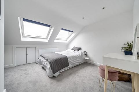 116 Doggett Road, London, SE6 4QB