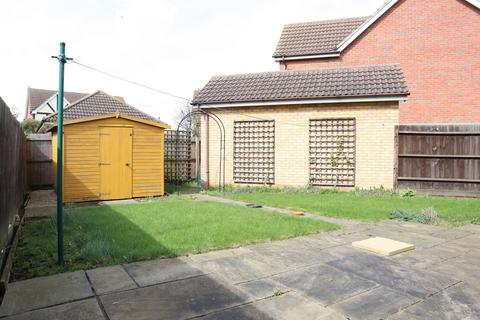 1 Aston Close, Yaxley, Peterborough, PE7 3BF